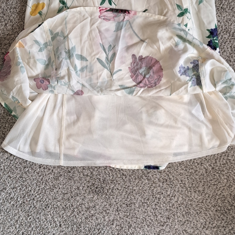 NWOT Old Navy Spaghetti Strap White Floral Dress Women's Size Medium - Picture 6 of 9